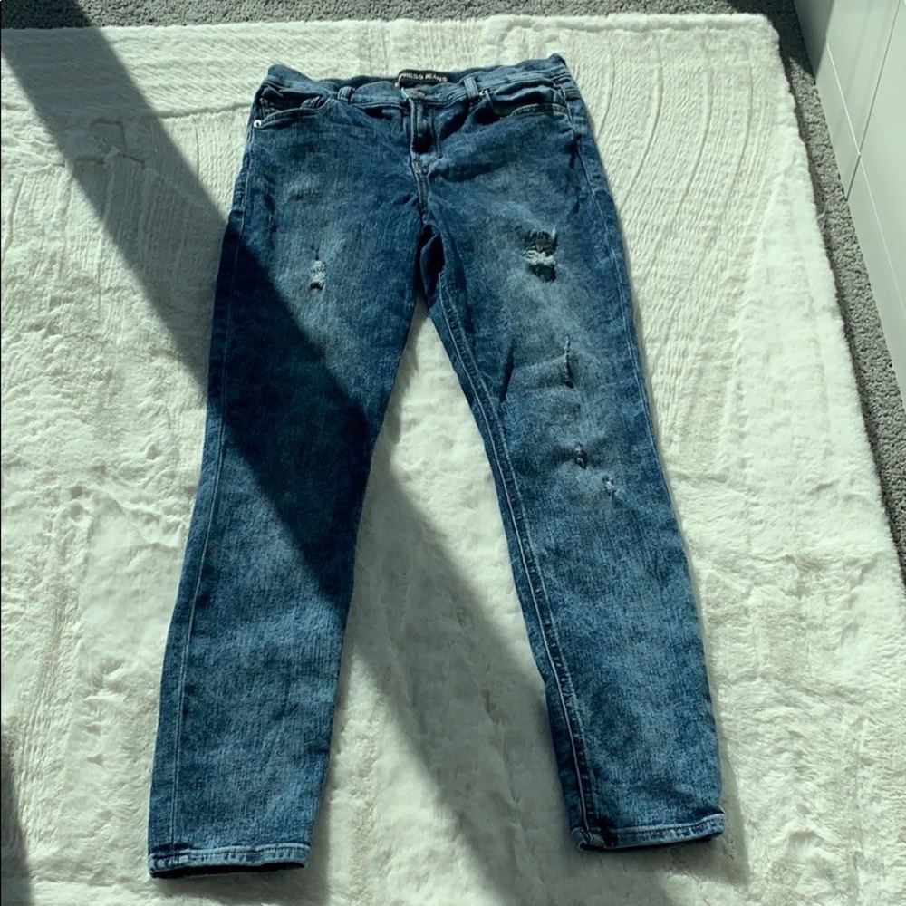 Jeans